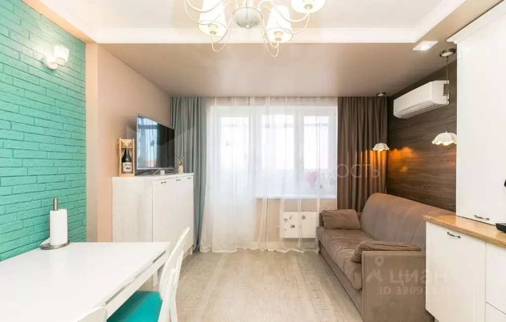 3-к кв. Тюменская область, Тюмень Кремлевская ул., 110к1 (100.0 м) - Фото 1