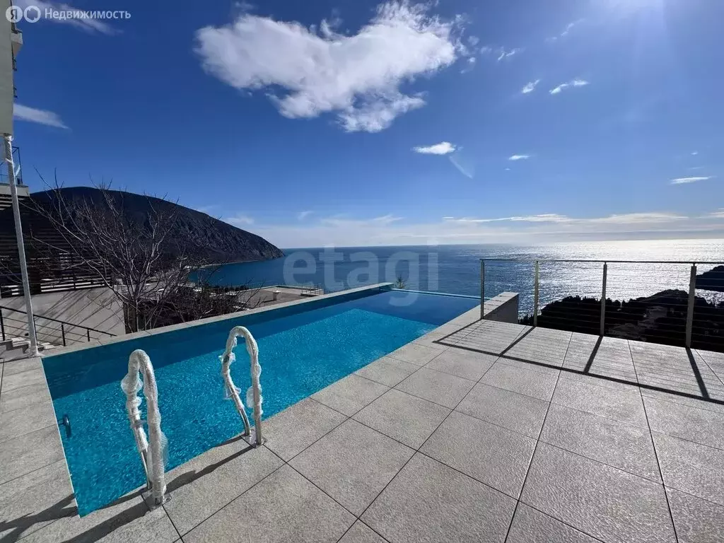 Дом в Гурзуф, Ялтинская улица (395 м) - Фото 2