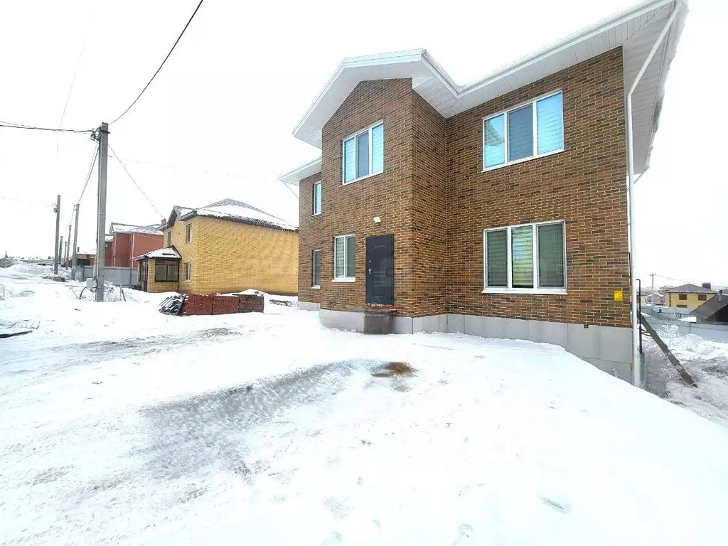 Дом в Татарстан, с. Высокая Гора ул. Марии Кузнецовой (295 м) - Фото 1