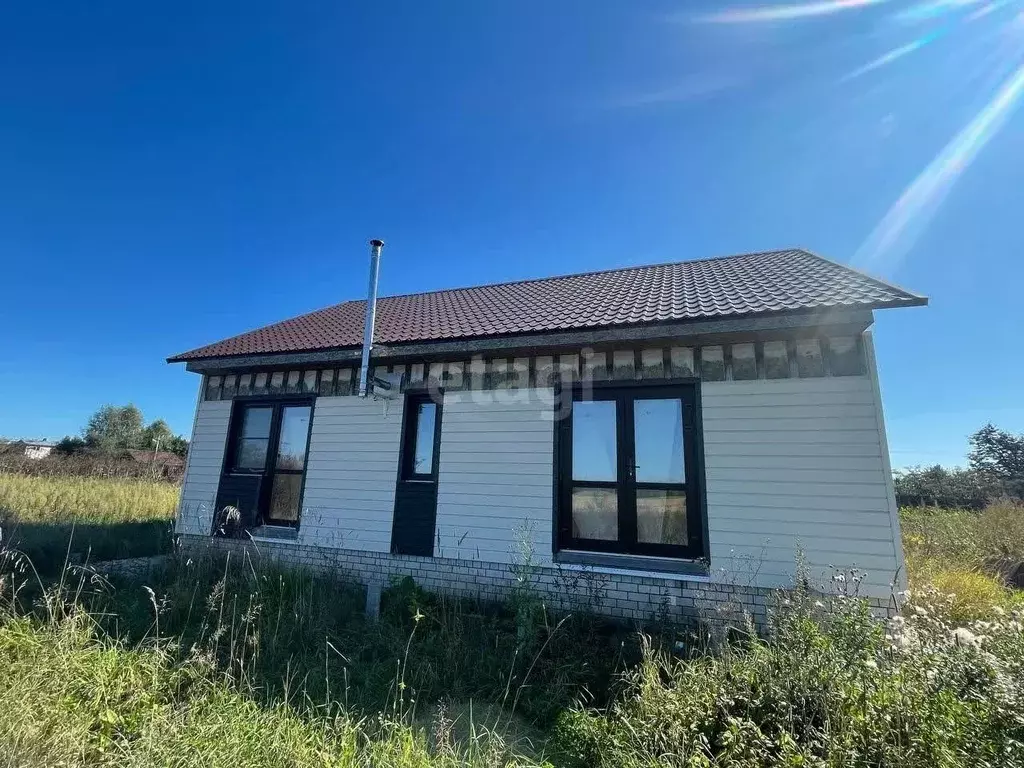 Дом в Тверская область, Конаковский муниципальный округ, д. Пенье 56 ... - Фото 1