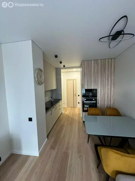 2-комнатная квартира: Ростов-на-Дону, улица Ларина, 45с1 (58 м) - Фото 1