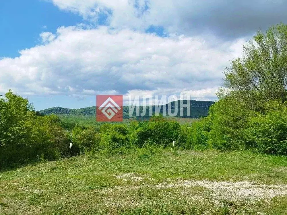 Дом в Севастополь с. Резервное, ул. Горная, 7 (520 м) - Фото 2