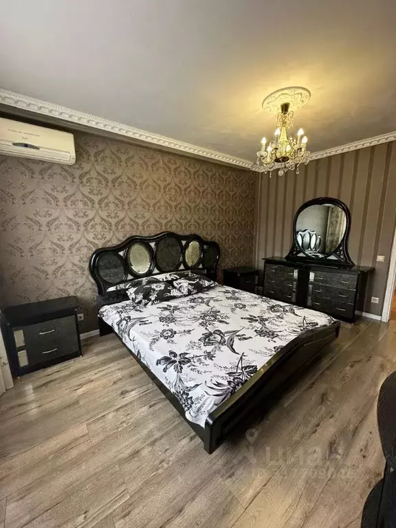 3-к кв. Краснодарский край, Сочи ул. Яна Фабрициуса, 2/36 (80.0 м) - Фото 0
