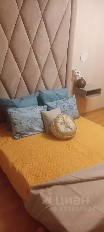 3-к кв. Москва ул. Молостовых, 15К2 (56.0 м) - Фото 0