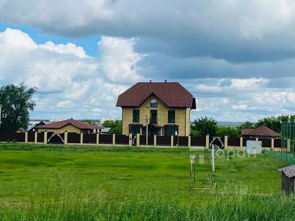 Дом в Курганская область, Шадринск пер. Куйбышева, 22 (520 м) - Фото 1