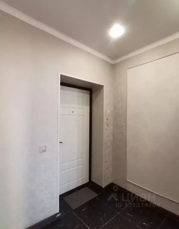 1-к кв. Тюменская область, Тюмень Заречный проезд, 14 (35.0 м) - Фото 2