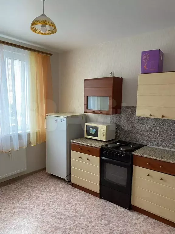 1-к. квартира, 39 м, 3/17 эт. - Фото 0