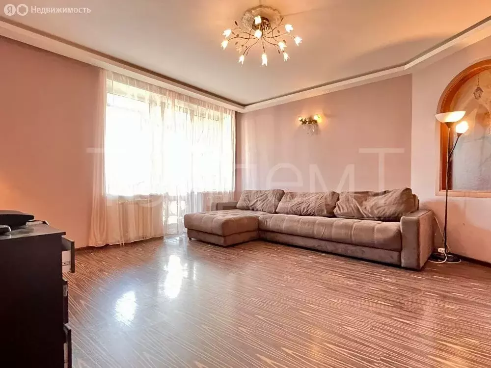 3-комнатная квартира: Омск, Омская улица, 77/2 (103.4 м) - Фото 1