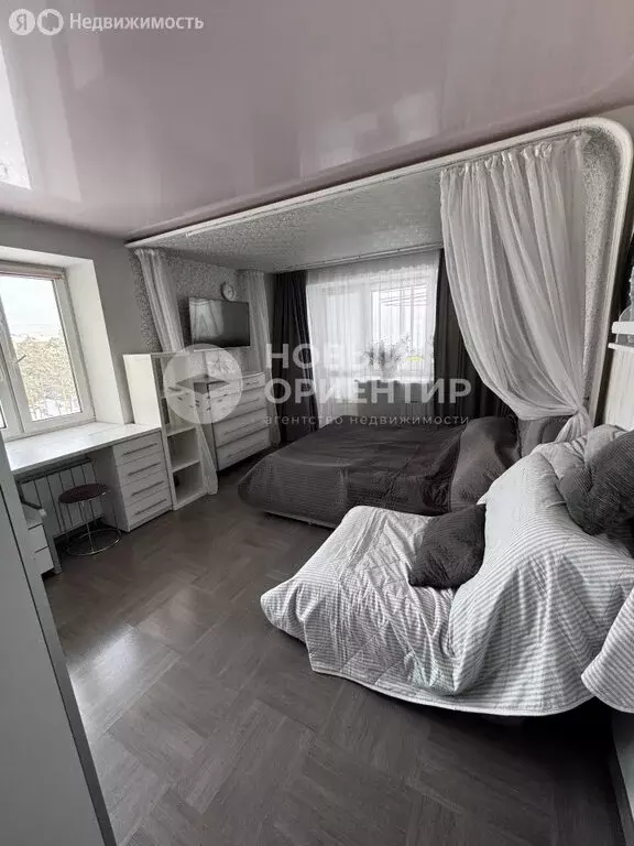 3-комнатная квартира: Верхняя Пышма, улица Уральских Рабочих, 46А ... - Фото 2