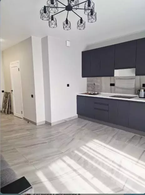 Студия Астраханская область, Астрахань ул. Трофимова, 7А (30.0 м) - Фото 2