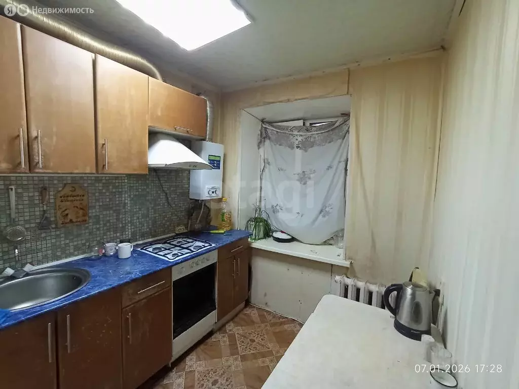 1-комнатная квартира: Альметьевск, улица Белоглазова, 46 (28 м) - Фото 1