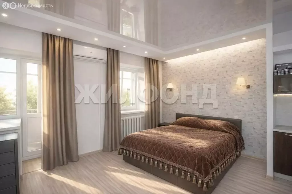 1-комнатная квартира: Томск, Базарный переулок, 12 (54 м) - Фото 2