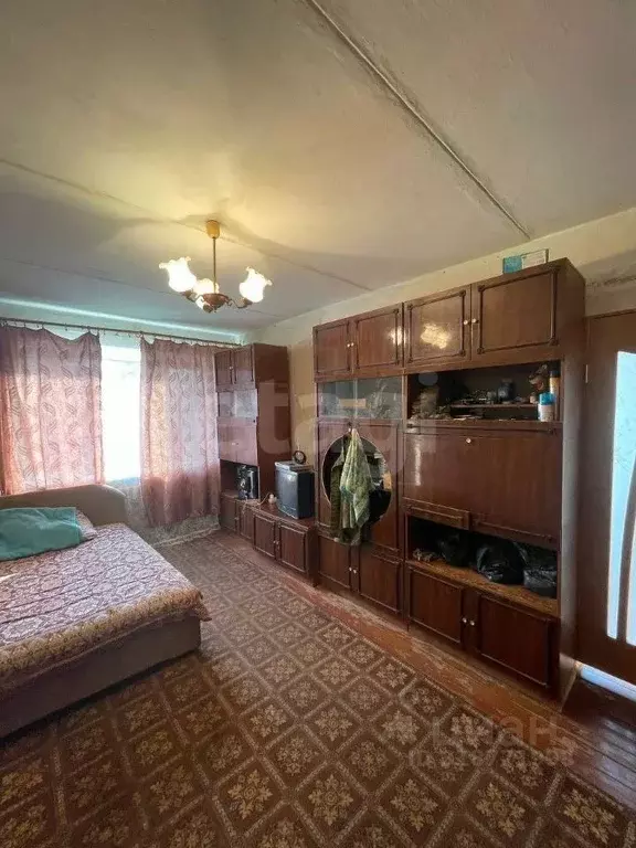 3-к кв. Псковская область, Печорский муниципальный округ, д. Лавры ул. ... - Фото 2