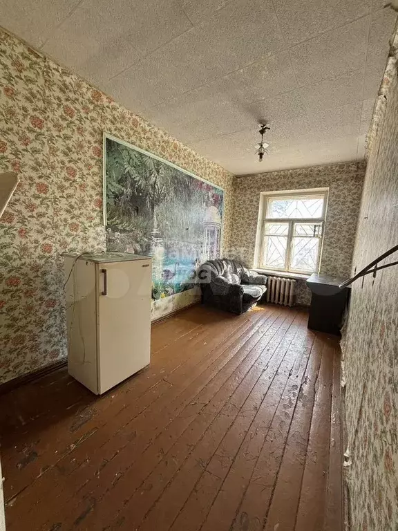 Комната 12,3 м в 3-к., 2/2 эт. - Фото 0