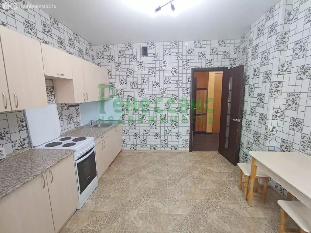 2-комнатная квартира: Брянск, проспект Станке Димитрова, 65 (73 м) - Фото 1