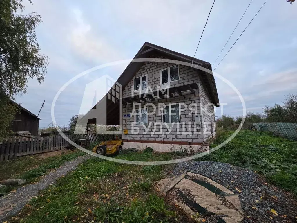 Дом в Пермский край, Чайковский городской округ, с. Фоки ул. Ленина, ... - Фото 1