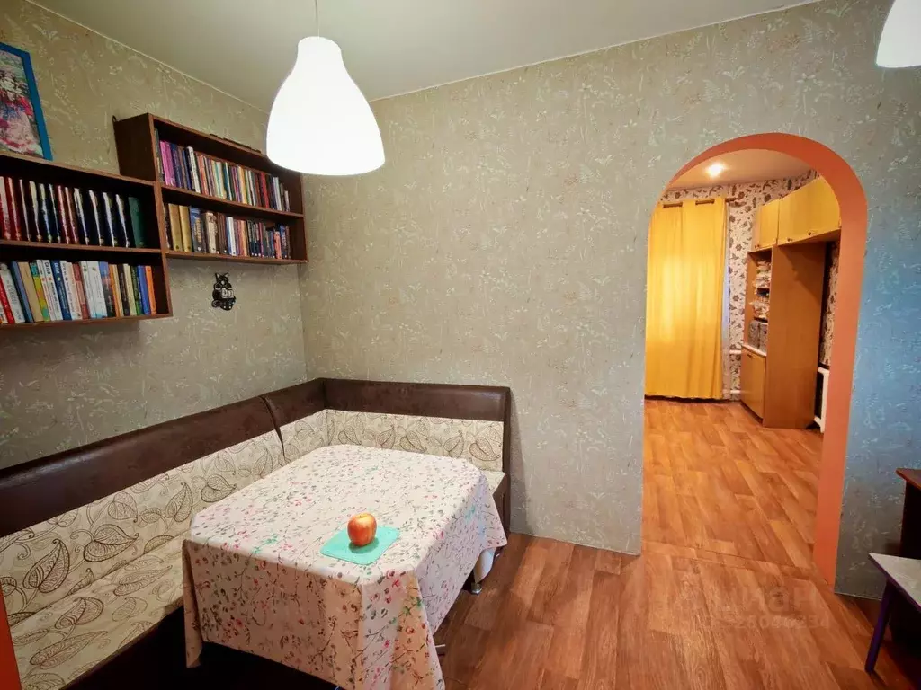 Дом в Омская область, Омск ул. 20-я Линия, 155 (35 м) - Фото 1