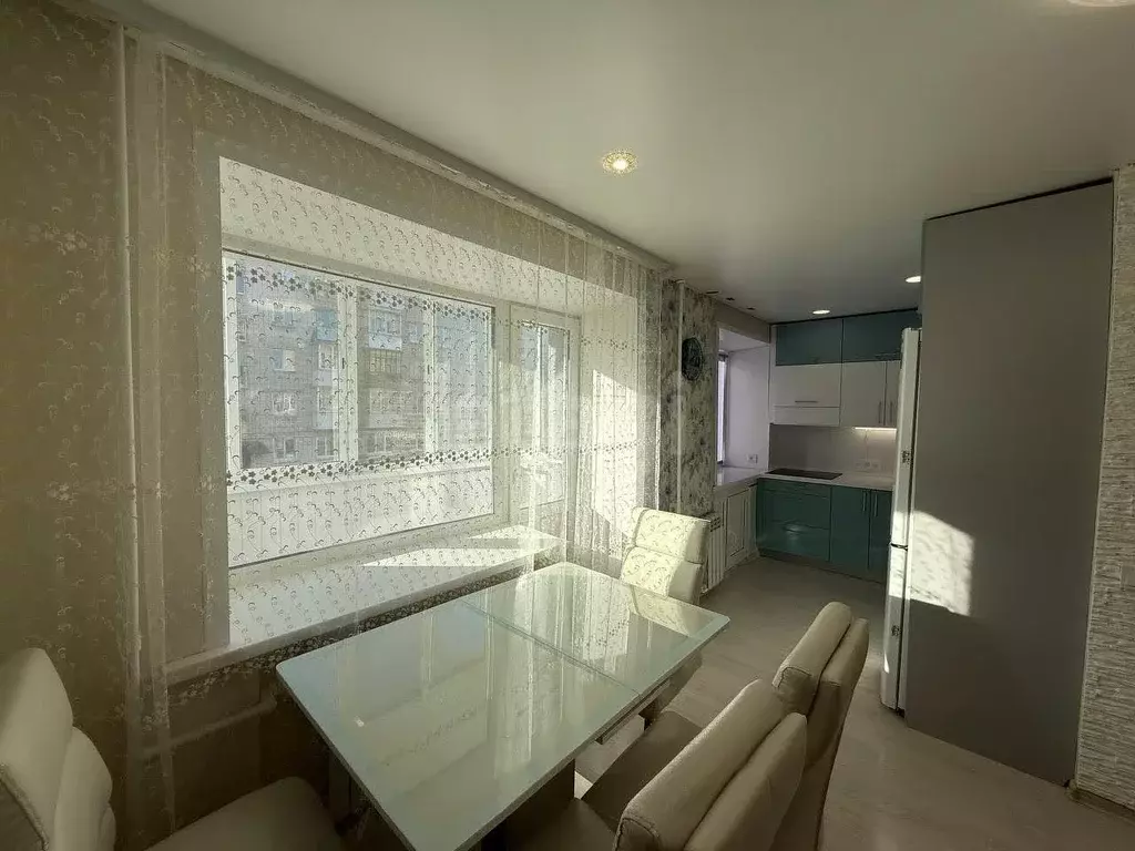 Квартира, 3 комнаты, 60.5 м - Фото 1