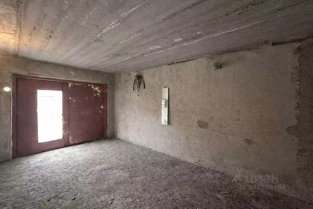 Гараж в Новосибирская область, Новосибирск ул. Петухова, 69/7к2 (23 м) - Фото 1