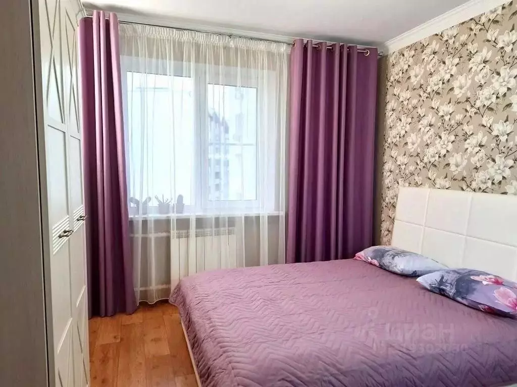 3-к кв. Саратовская область, Саратов ул. Имени С.Ф. Тархова, 27Б (81.0 ... - Фото 0