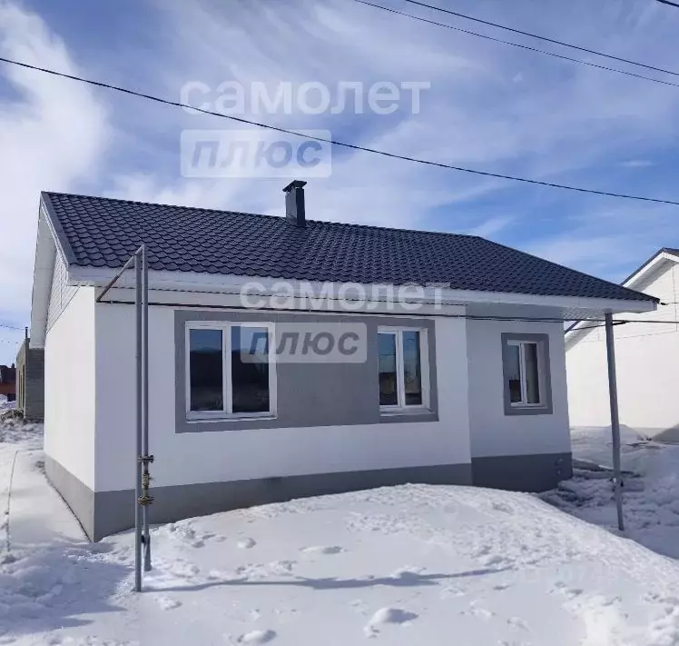 Дом в Челябинская область, Магнитогорск Приуральский кп, ул. ... - Фото 1