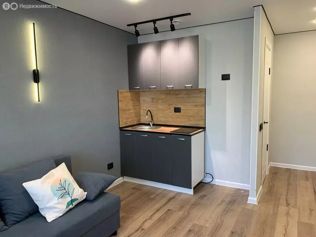 Квартира-студия: Казань, улица Братьев Касимовых, 22/7 (18.4 м) - Фото 0