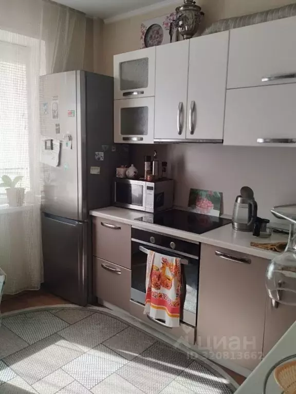 3-к кв. Белгородская область, Старый Оскол Конева мкр, 8А (64.0 м) - Фото 0