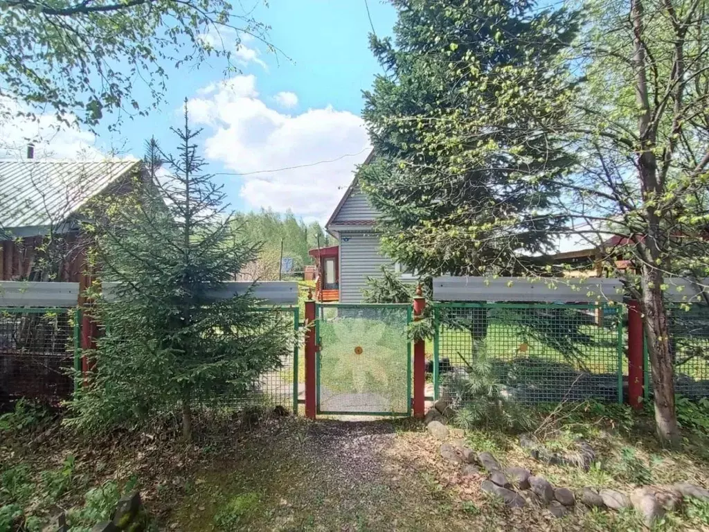 Дом в Кемеровская область, Мысковский городской округ, пос. Бородино ... - Фото 1