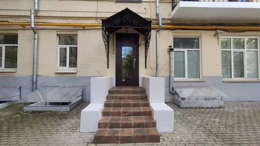 Помещение свободного назначения в Москва Комсомольский просп., 3 (110 ... - Фото 1