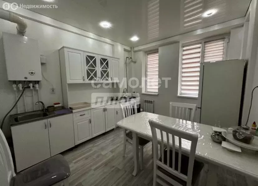 2-комнатная квартира: Грозный, улица Ю.П. Погуляева, 32 (52 м) - Фото 2