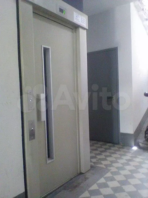 Комната 23,2 м в 4-к., 2/6 эт. - Фото 1