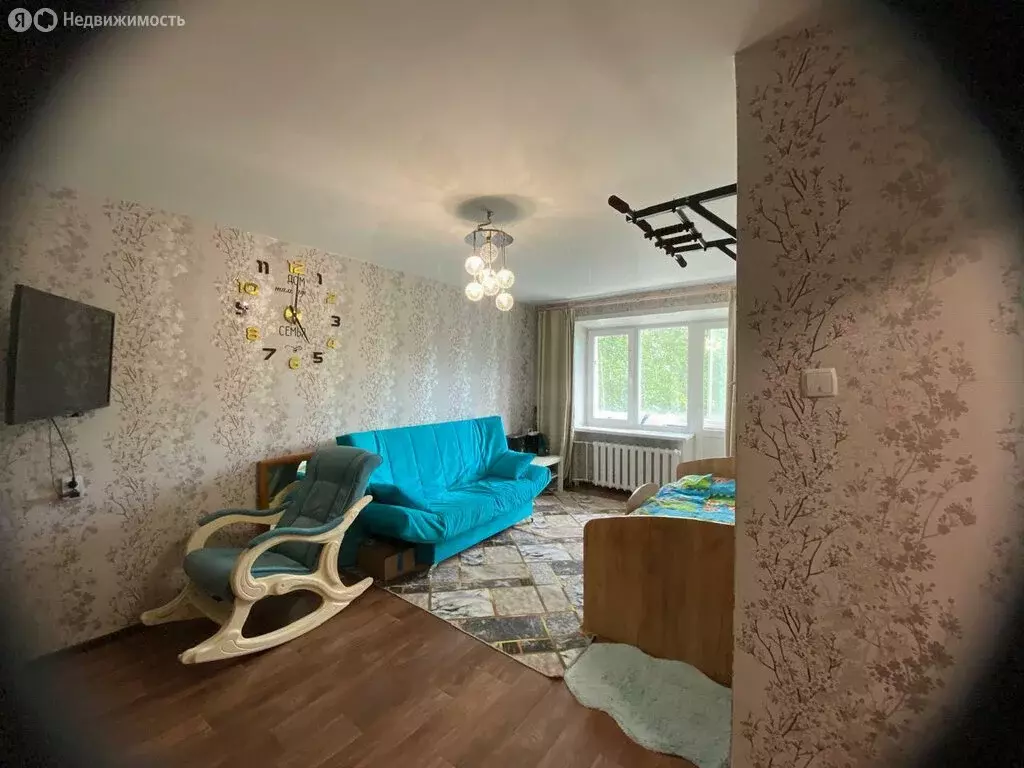 2-комнатная квартира: Асбест, улица Ладыженского, 22 (40.6 м) - Фото 1