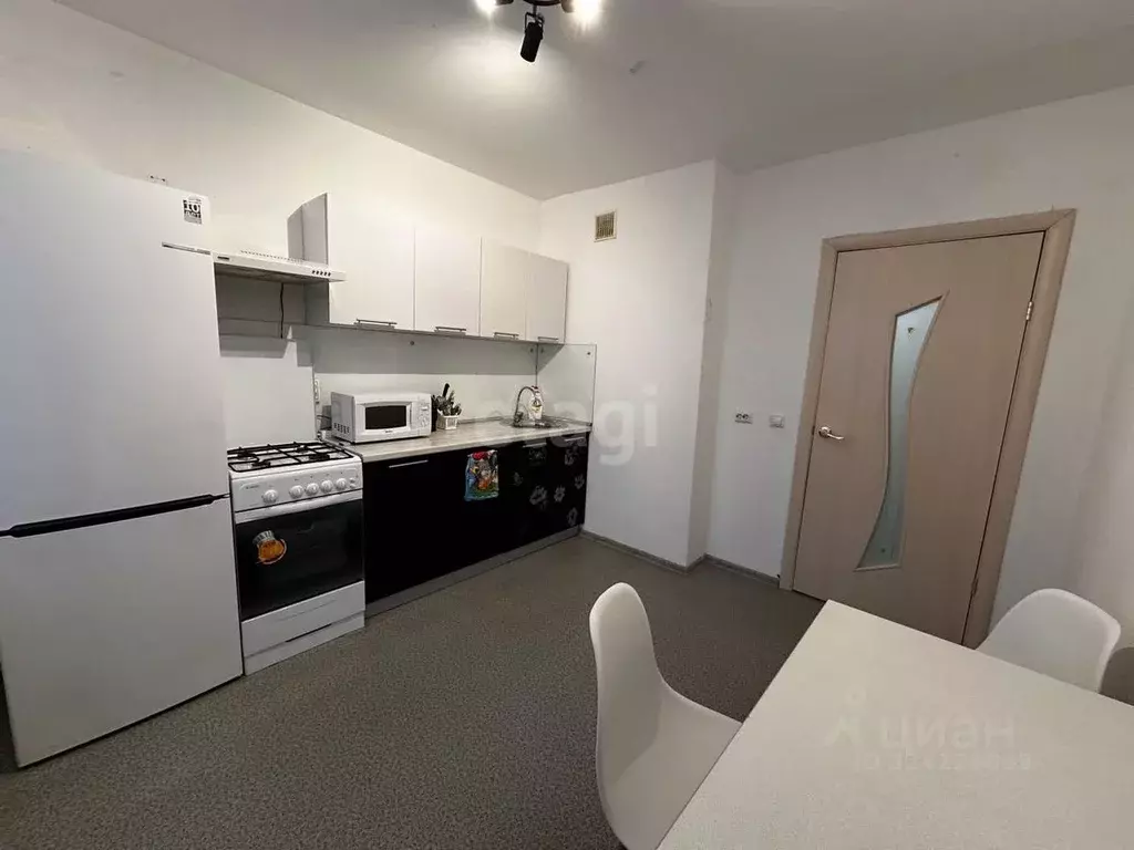 2-к кв. Вологодская область, Череповец Октябрьский просп., 57А (52.9 ... - Фото 1