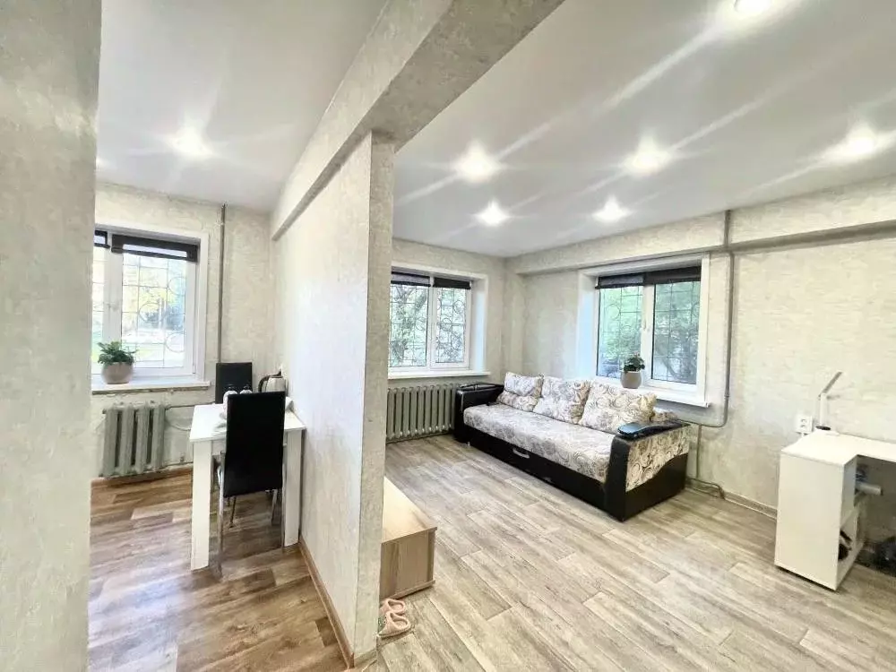 1-к кв. Иркутская область, Ангарск 207/210 кв-л, 11 (31.4 м) - Фото 0
