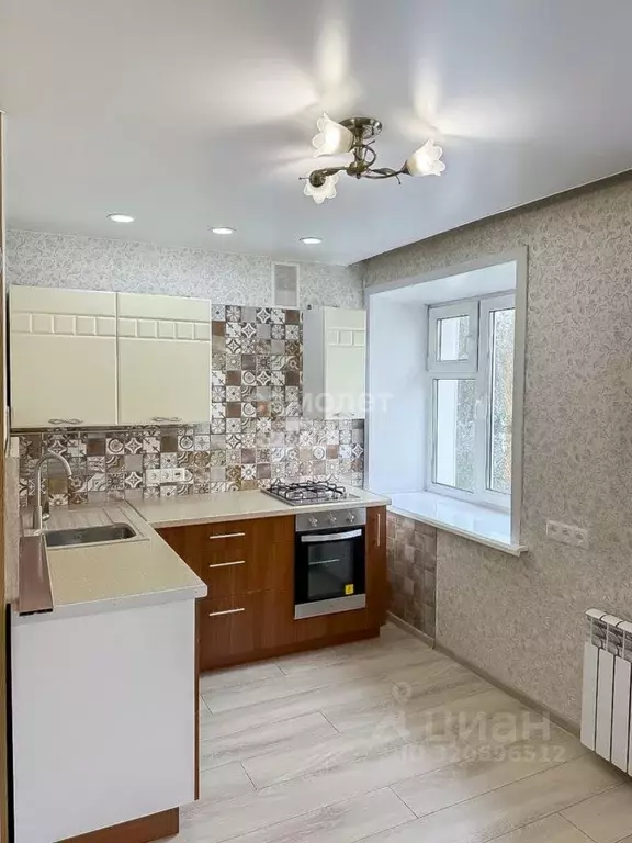 2-к кв. Кемеровская область, Кемерово ул. Демьяна Бедного, 1 (40.7 м) - Фото 0