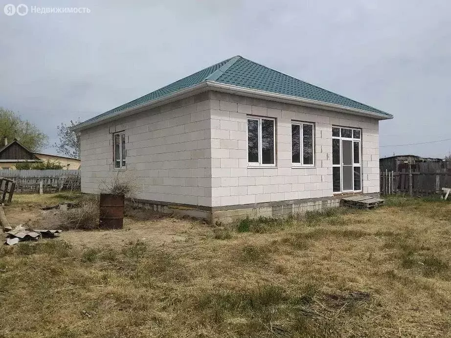 Дом в село Бирюковка, Пионерская улица, 14 (80 м) - Фото 2