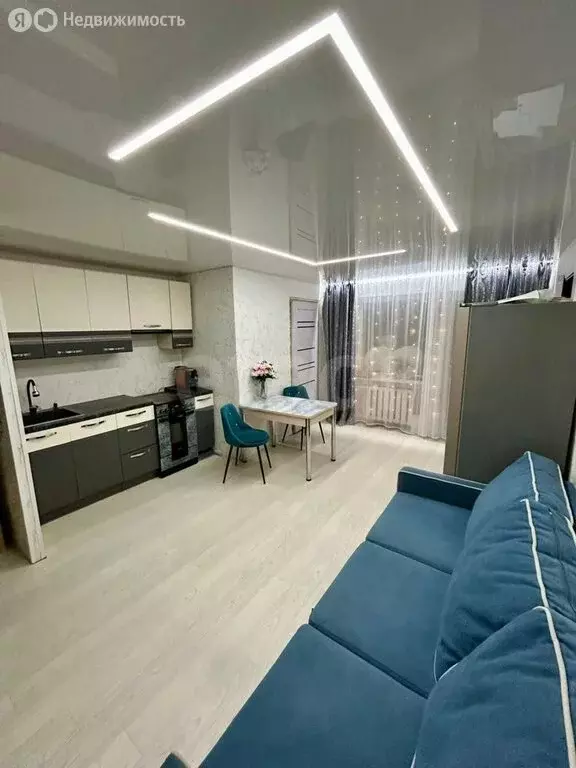 2-комнатная квартира: Холмск, Молодёжная улица, 10 (44.4 м) - Фото 2