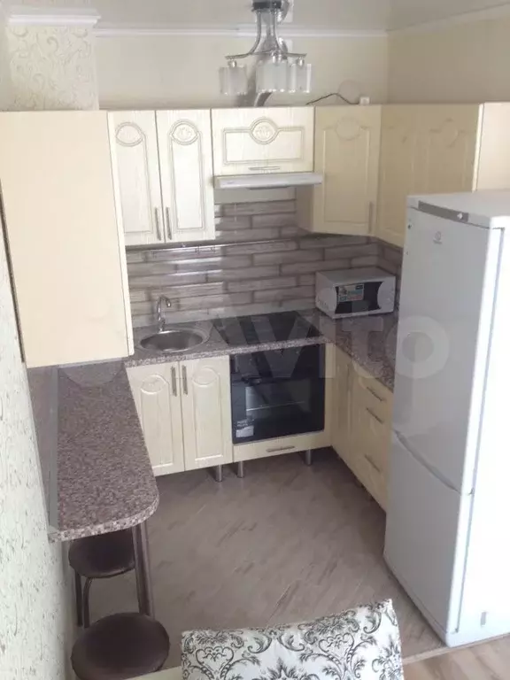 1-к. квартира, 45 м, 4/7 эт. - Фото 1