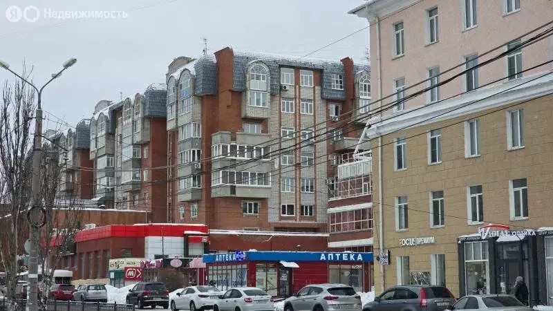 4-комнатная квартира: Омск, улица Лермонтова, 24 (135.6 м) - Фото 1