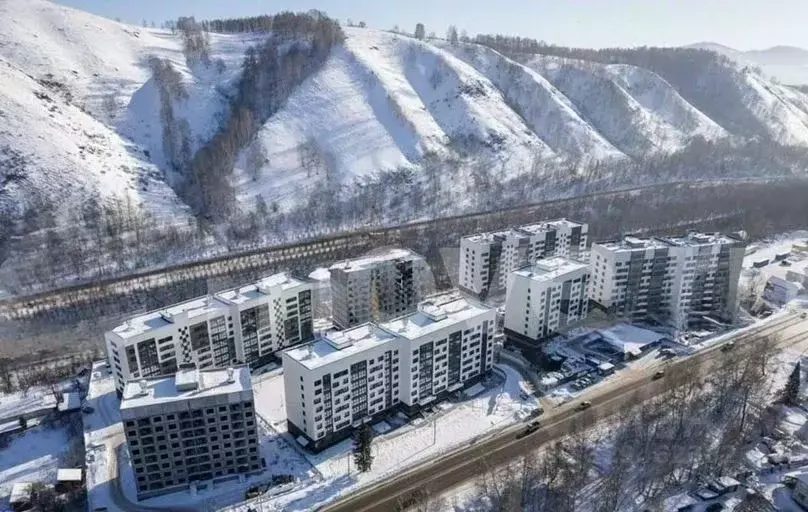 2-к кв. Алтай, Майминский район, с. Майма Алтайская ул., 2к3 (56.0 м) - Фото 2