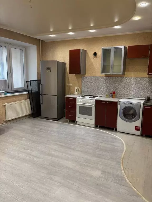 Студия Тюменская область, Тюмень ул. Беляева, 33к2 (28.4 м) - Фото 0