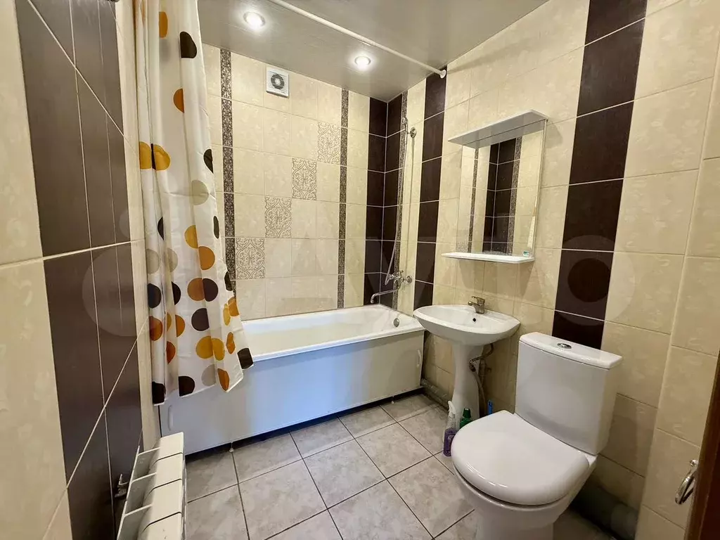 1-к. квартира, 42,9 м, 4/10 эт. - Фото 0