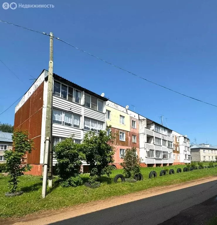 3-комнатная квартира: деревня Зониха, Набережная улица, 5 (65 м) - Фото 0