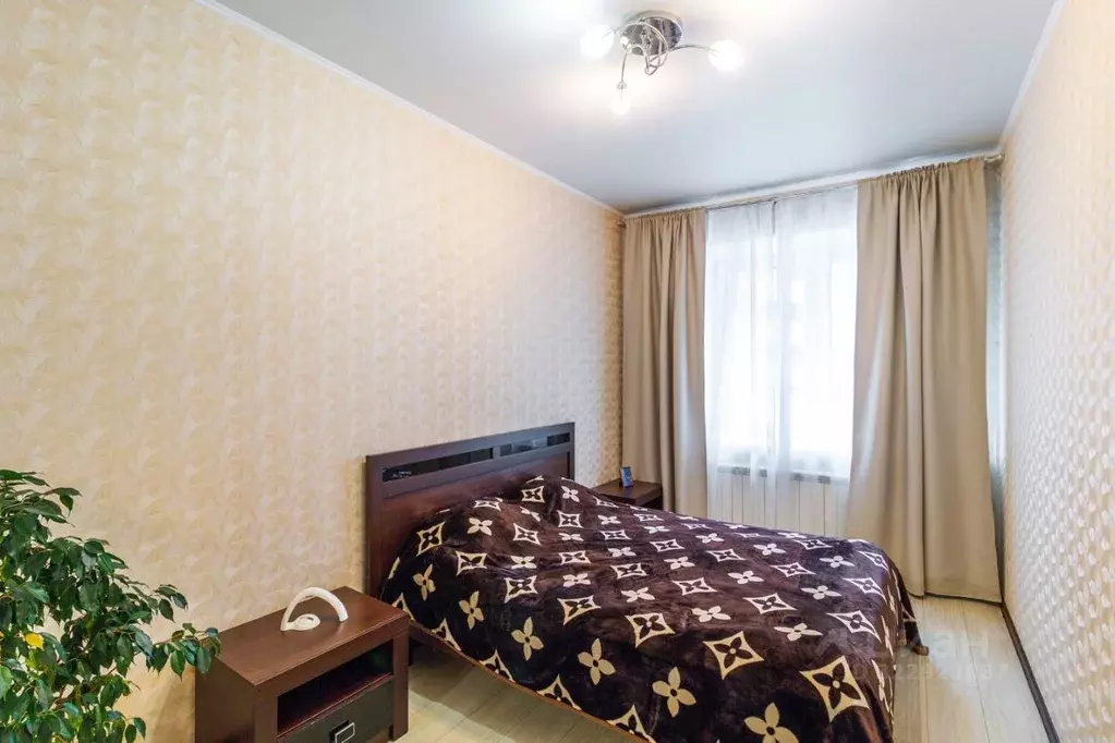 2-к кв. Омская область, Омск ул. Крупской, 14К1 (52.0 м) - Фото 2