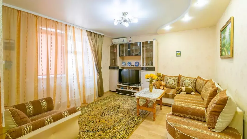 2-к кв. Ростовская область, Батайск Октябрьская ул., 130 (63.0 м) - Фото 1