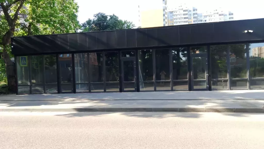 Торговая площадь в Краснодарский край, Краснодар проезд Репина, 4 (32 ... - Фото 1