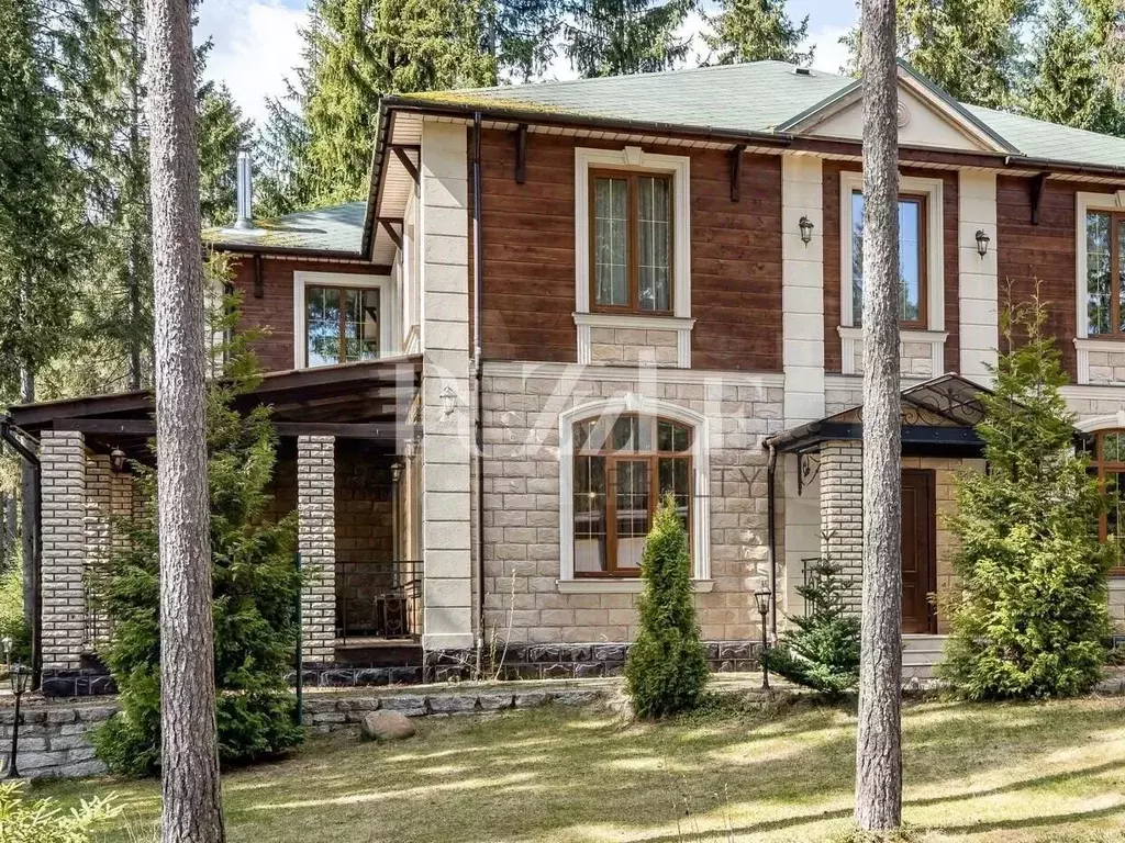 Дом в Ленинградская область, Выборгский район, Первомайское с/пос, ... - Фото 1