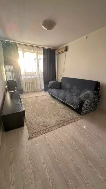 1-к. квартира, 33 м, 6/9 эт. - Фото 0