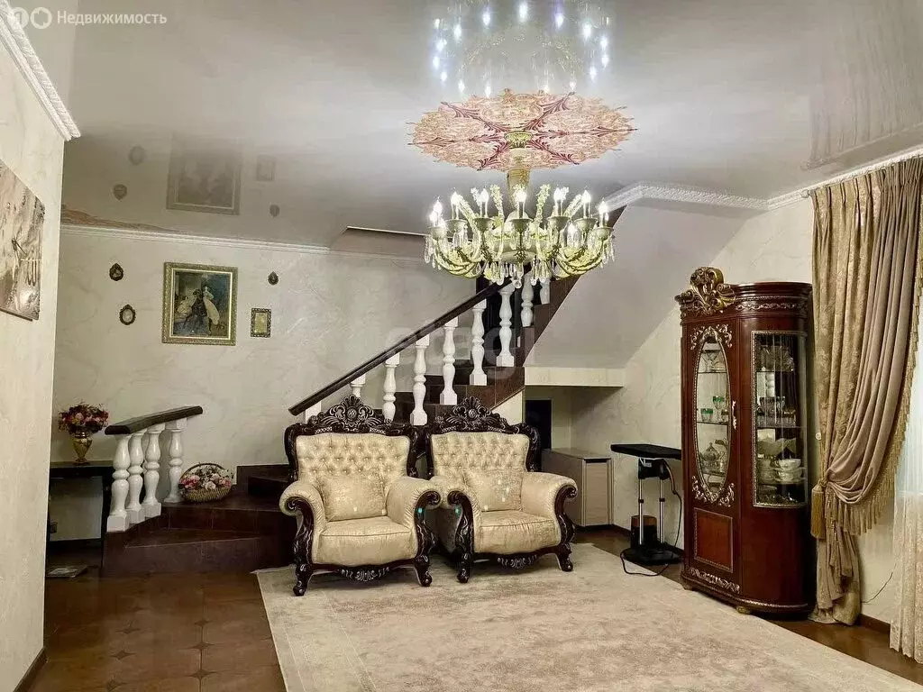 Дом в Кисловодск, улица Леваневского (260 м) - Фото 1