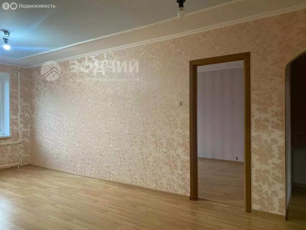 3-комнатная квартира: Канаш, улица Репина, 16 (68.6 м) - Фото 2